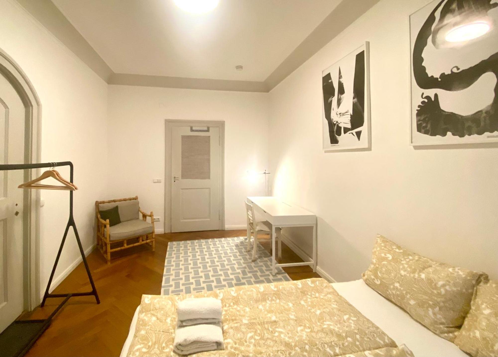 In Der Maxvorstadt Mit Gemeinschaftsbad Hospedagem domiciliar Munique